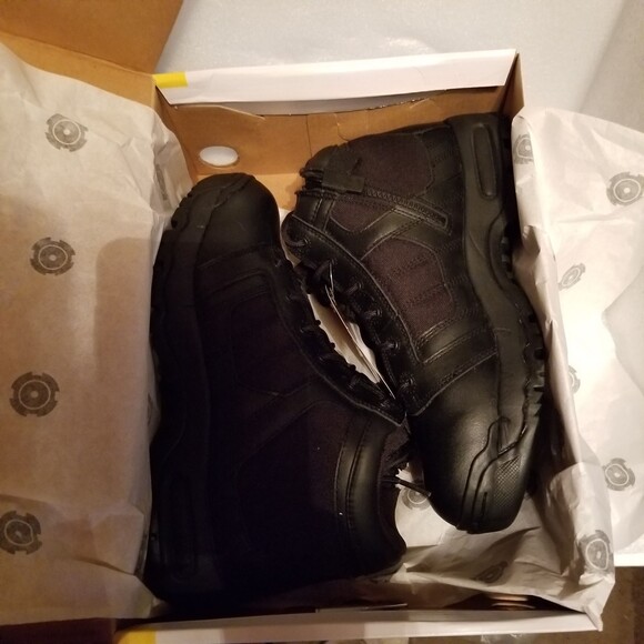 New in the box Original SWAT Metro Air 5" boots - Picture 9 of 11